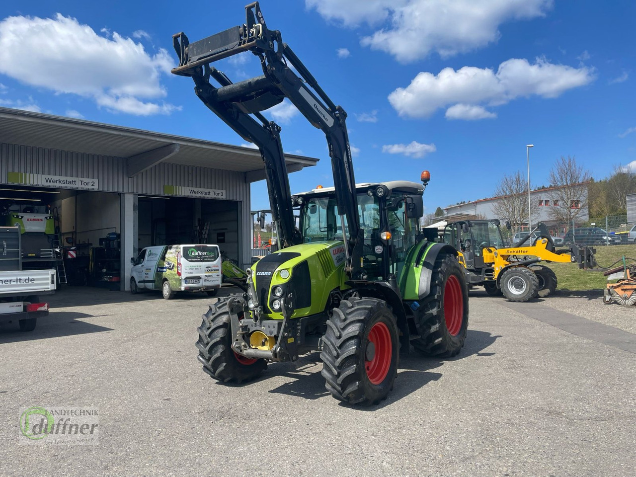 CLAAS Arion 420 CIS - Tractor: foto 2 CLAAS Arion 420 CIS - Tractor: foto 2