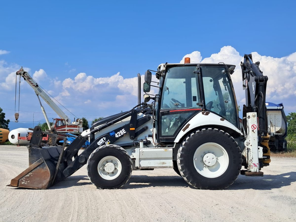 Retroexcavadora CATERPILLAR 428E: foto 10