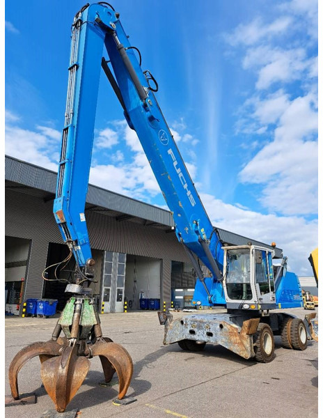 Fuchs MHL350E + Polyp - Manipulador de materiales: foto 2 Fuchs MHL350E + Polyp - Manipulador de materiales: foto 2