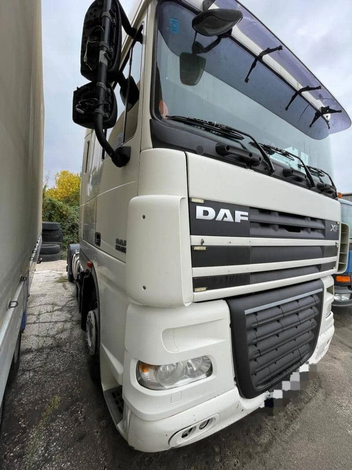 DAF XF105 Tractor unit - Cabeza tractora: foto 4 DAF XF105 Tractor unit - Cabeza tractora: foto 4