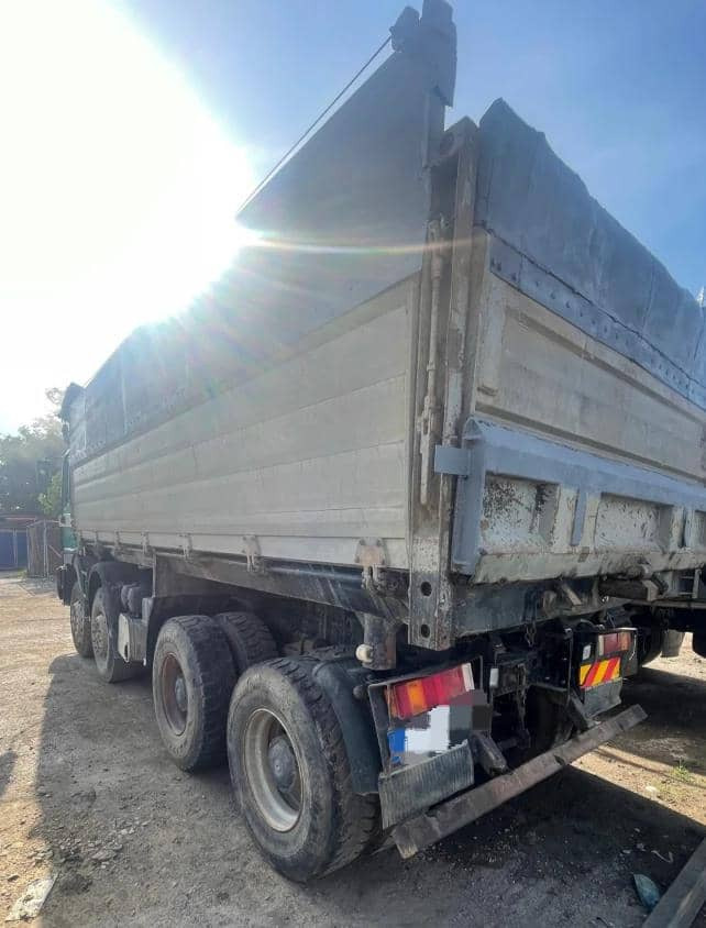 MAN 40.414 - Camión volquete: foto 4 MAN 40.414 - Camión volquete: foto 4