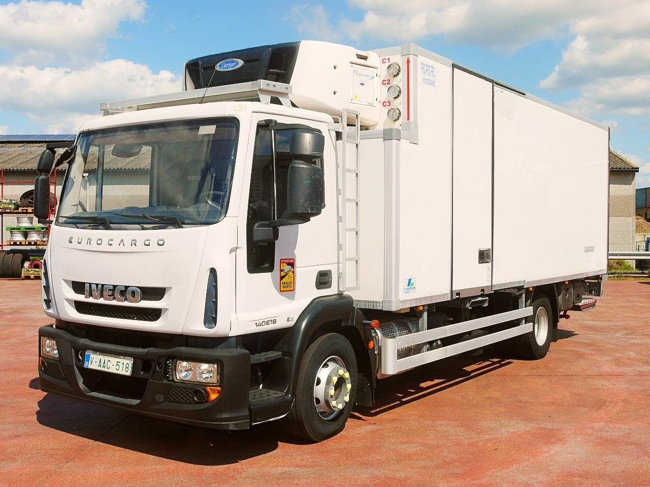 Iveco 140E19 EUROCARGO KUHLKOFFER CARRIER SUPRA 1250MT - Camión frigorífico: foto 3 Iveco 140E19 EUROCARGO KUHLKOFFER CARRIER SUPRA 1250MT - Camión frigorífico: foto 3