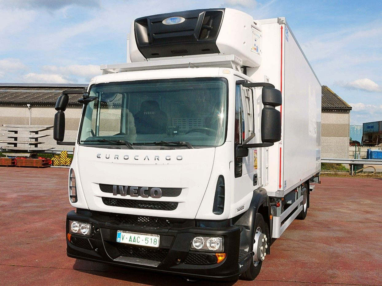 Iveco 140E22 KUHLKOFER CARRIER SUPRA 1150MT AC RETARDR - Camión frigorífico: foto 5 Iveco 140E22 KUHLKOFER CARRIER SUPRA 1150MT AC RETARDR - Camión frigorífico: foto 5