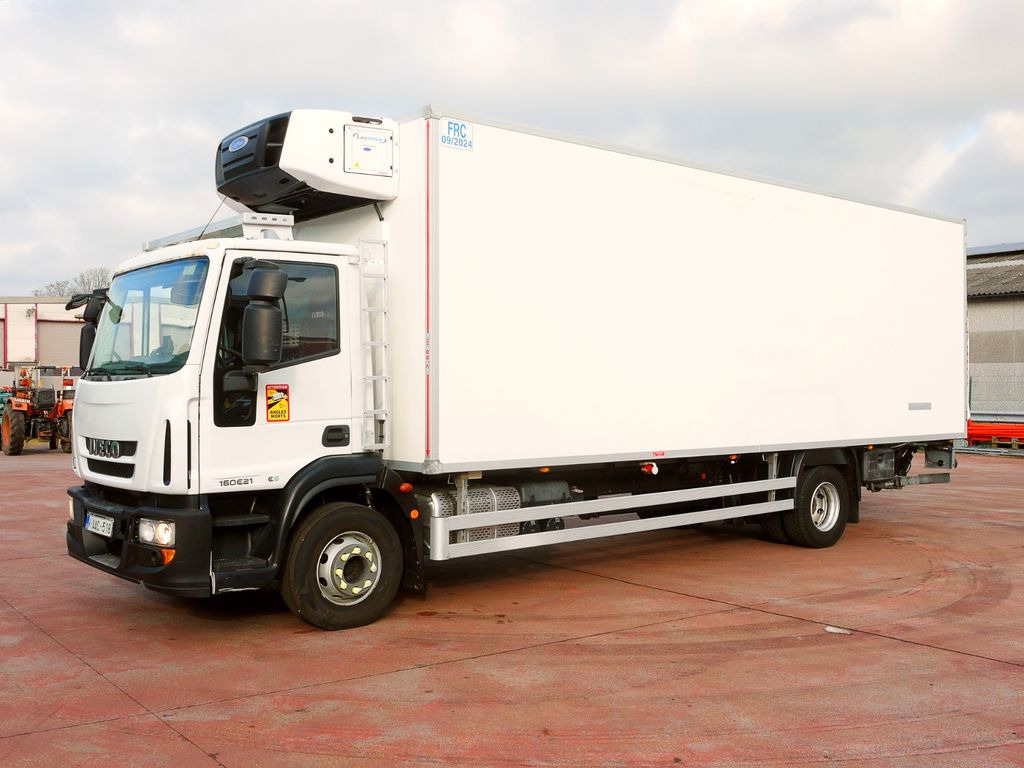 Iveco 160E21 KUHLKOFFER CARRIER SUPRA 750 LBW LUFT - Camión frigorífico: foto 4 Iveco 160E21 KUHLKOFFER CARRIER SUPRA 750 LBW LUFT - Camión frigorífico: foto 4