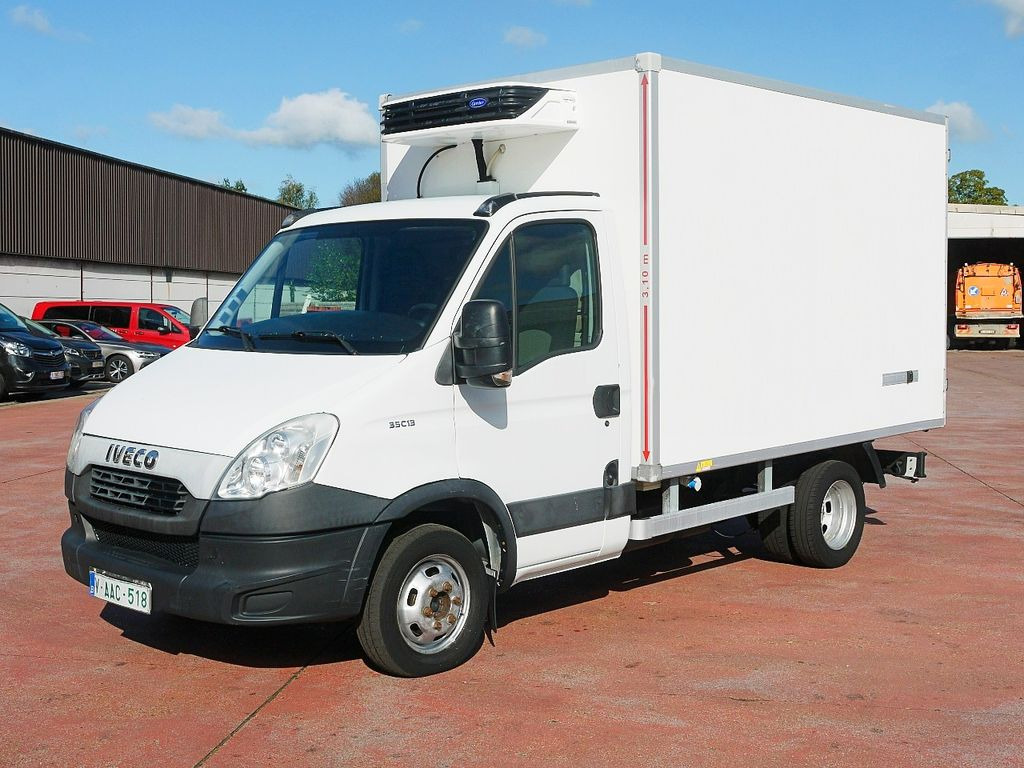 Iveco 35C13 DAILY KUHLKOFFER CARRIER XARIOS 300 -20C - Furgoneta frigorifica: foto 4 Iveco 35C13 DAILY KUHLKOFFER CARRIER XARIOS 300 -20C - Furgoneta frigorifica: foto 4