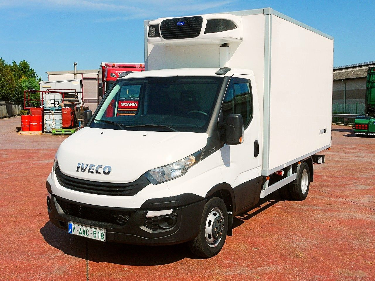 Iveco 35C14 DAILY KUHLKOFER CARIER PULSOR 600MULTi A/C - Furgoneta frigorifica: foto 5 Iveco 35C14 DAILY KUHLKOFER CARIER PULSOR 600MULTi A/C - Furgoneta frigorifica: foto 5