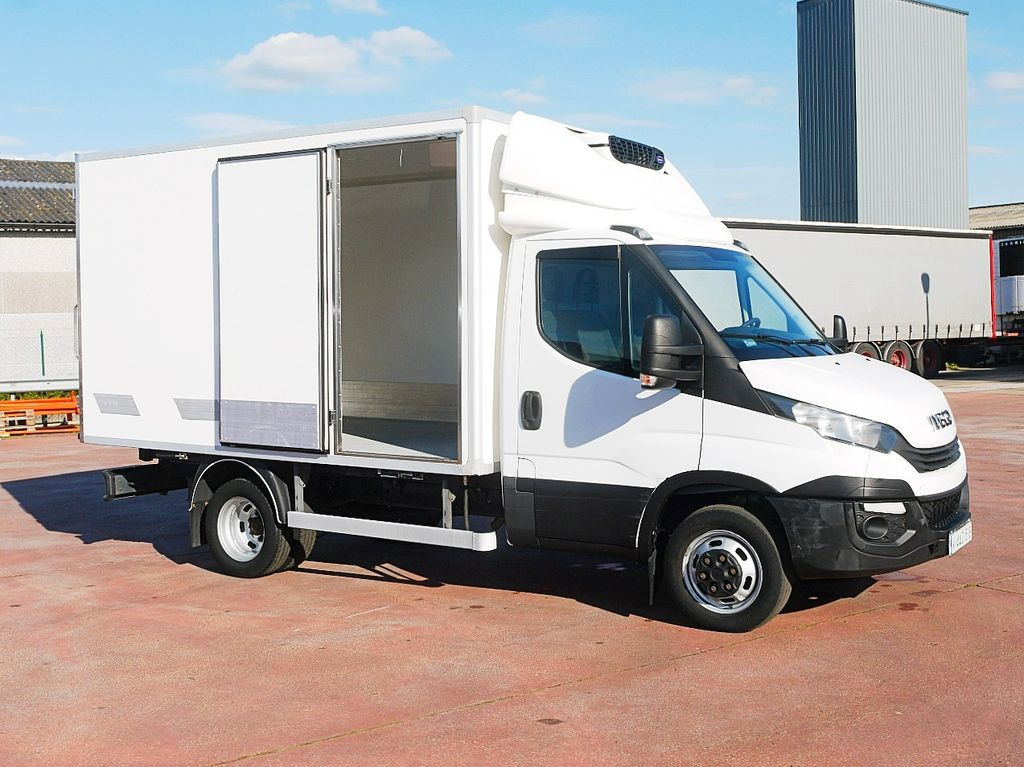 Iveco 35C14 DAILY KUHLKOFFER CARRIER VIENTO A/C - Furgoneta frigorifica: foto 3 Iveco 35C14 DAILY KUHLKOFFER CARRIER VIENTO A/C - Furgoneta frigorifica: foto 3