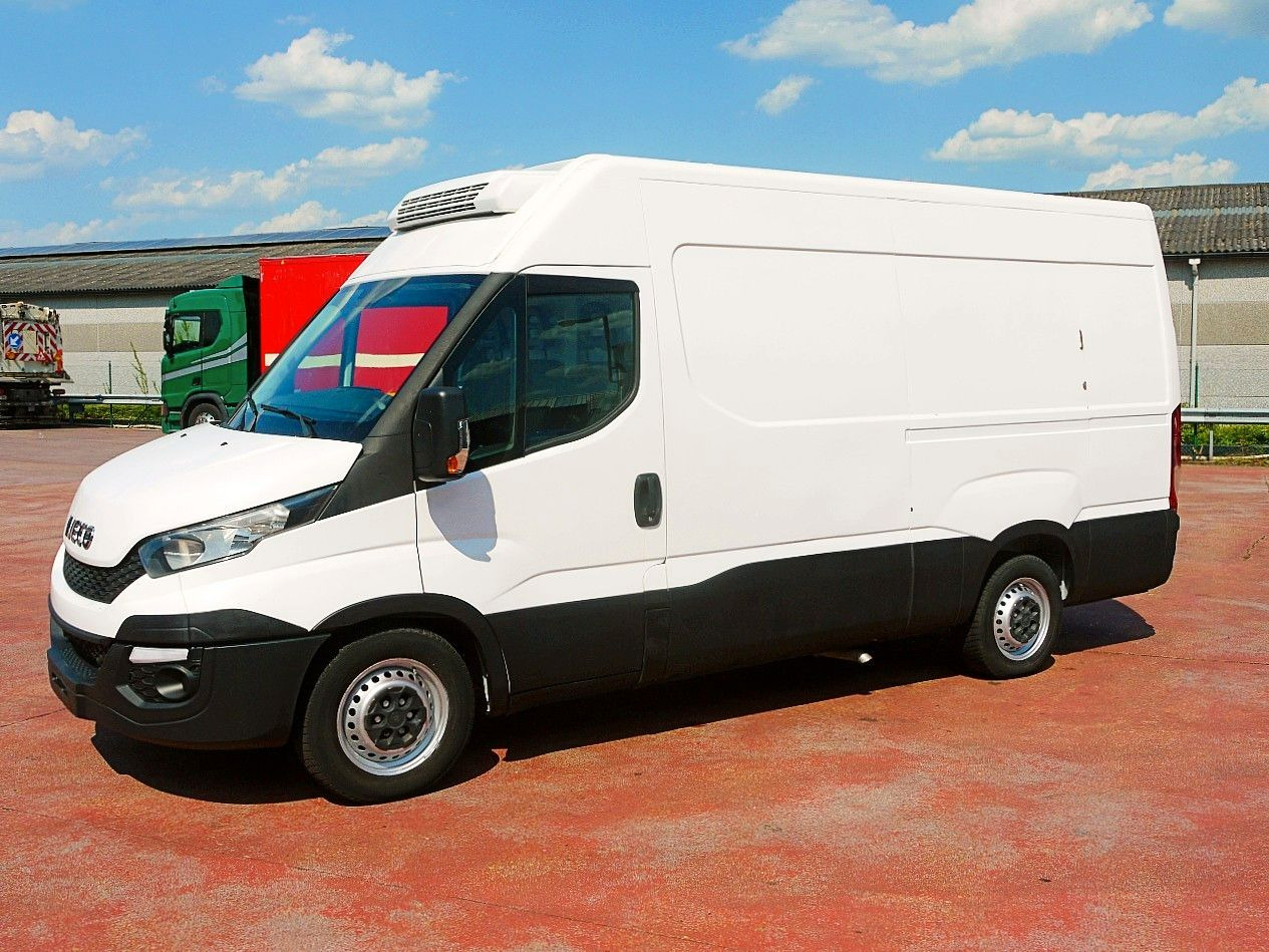 Iveco 35S13 DAILY KUHLKASTENWAGEN THERMOKING V300 MULT - Furgoneta frigorifica: foto 4 Iveco 35S13 DAILY KUHLKASTENWAGEN THERMOKING V300 MULT - Furgoneta frigorifica: foto 4