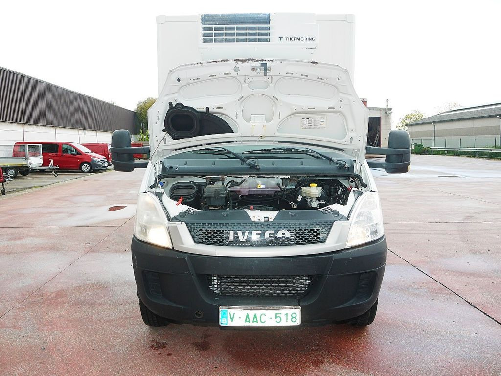 Furgoneta frigorifica Iveco 60C15 65 70 DAILY KUHLKOFFER THERMOKING V500 A/C Iveco 60C15 65 70 DAILY KUHLKOFFER THERMOKING V500 A/C: foto 12