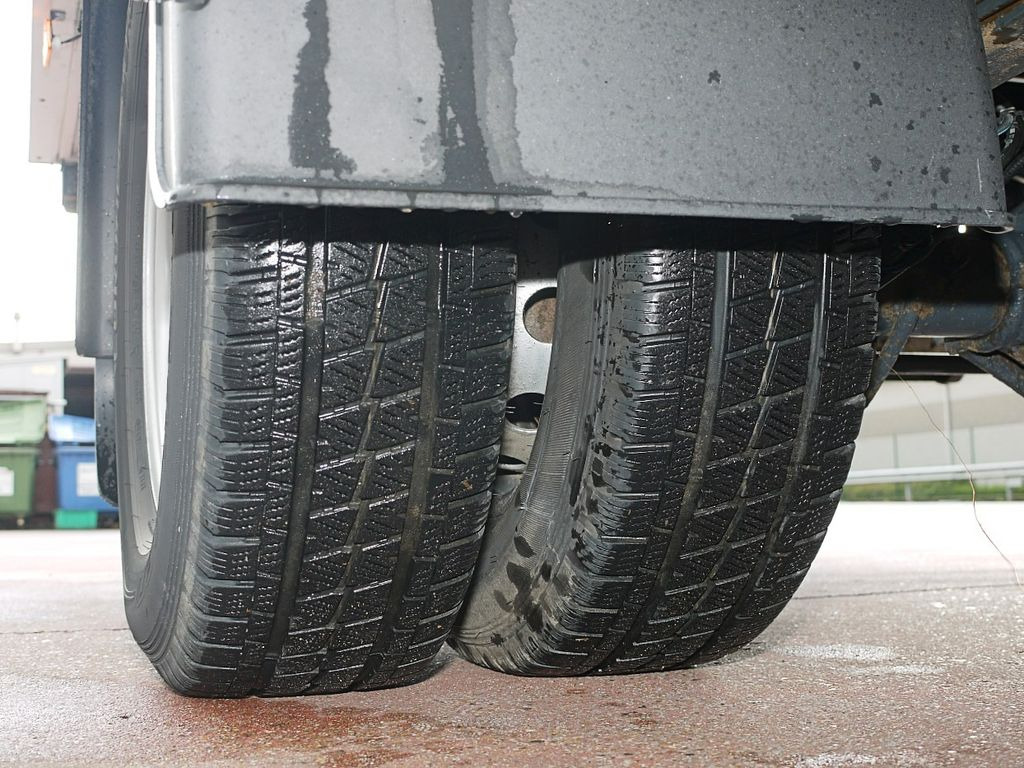 Furgoneta frigorifica Iveco 60C15 65 70 DAILY KUHLKOFFER THERMOKING V500 A/C Iveco 60C15 65 70 DAILY KUHLKOFFER THERMOKING V500 A/C: foto 17