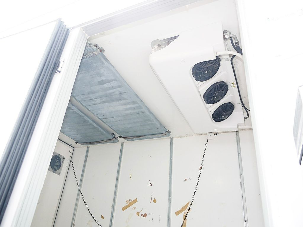 Furgoneta frigorifica Iveco 60C15 65 70 DAILY KUHLKOFFER THERMOKING V500 A/C Iveco 60C15 65 70 DAILY KUHLKOFFER THERMOKING V500 A/C: foto 11