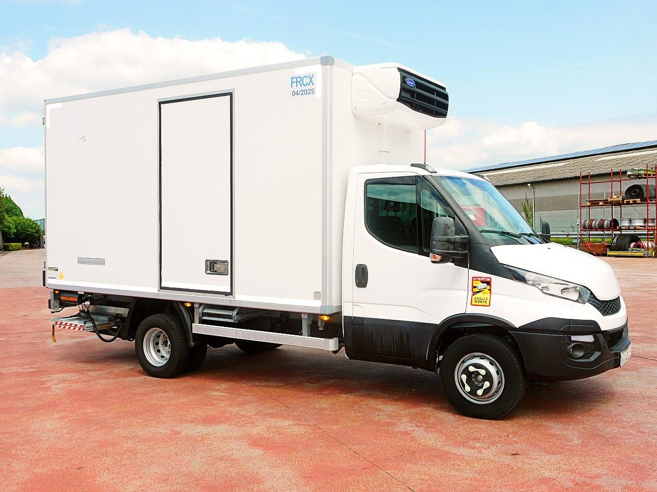 Iveco 70C17 KUHLKOFFER CARRIER XARIOS 500 A/C LUFT LBW - Furgoneta frigorifica: foto 2 Iveco 70C17 KUHLKOFFER CARRIER XARIOS 500 A/C LUFT LBW - Furgoneta frigorifica: foto 2