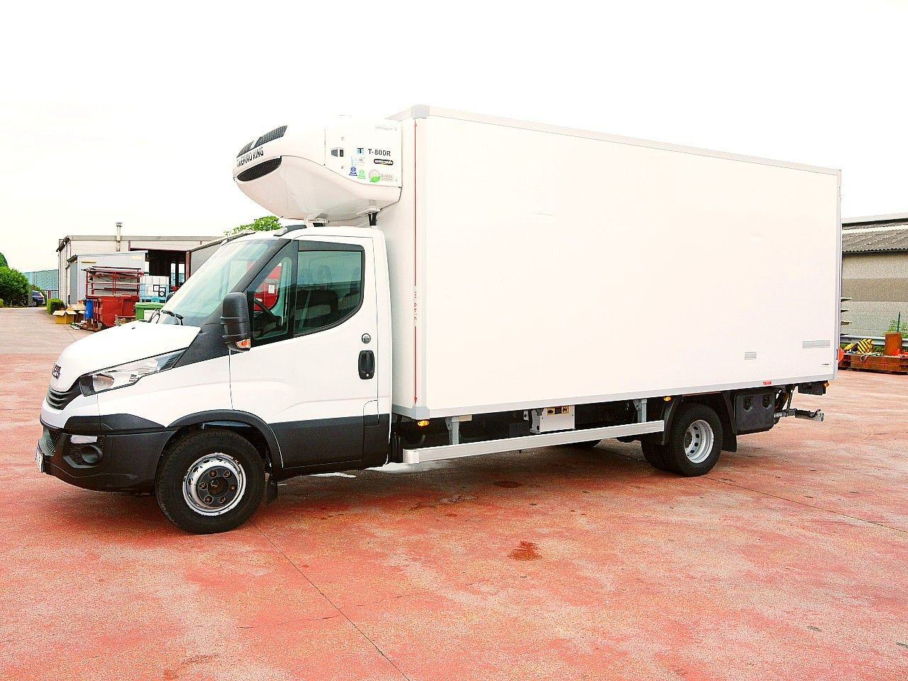 Iveco 72C21 70 65 DAILY THERMOKING T800 A/C LBW LUFT - Furgoneta frigorifica: foto 4 Iveco 72C21 70 65 DAILY THERMOKING T800 A/C LBW LUFT - Furgoneta frigorifica: foto 4