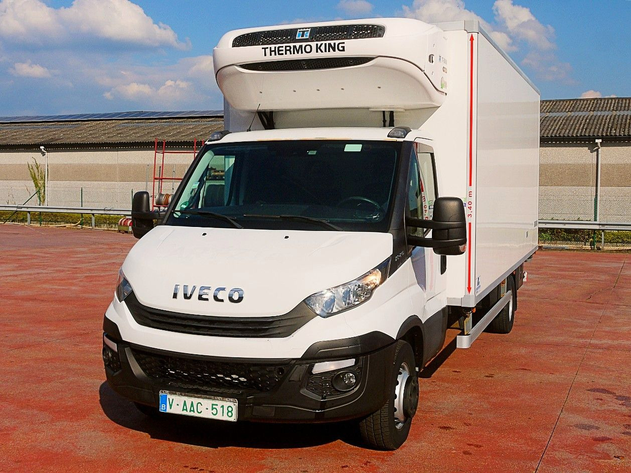 Iveco 72C21 70 65 DAILY THERMOKING T800 A/C LBW LUFT - Furgoneta frigorifica: foto 5 Iveco 72C21 70 65 DAILY THERMOKING T800 A/C LBW LUFT - Furgoneta frigorifica: foto 5