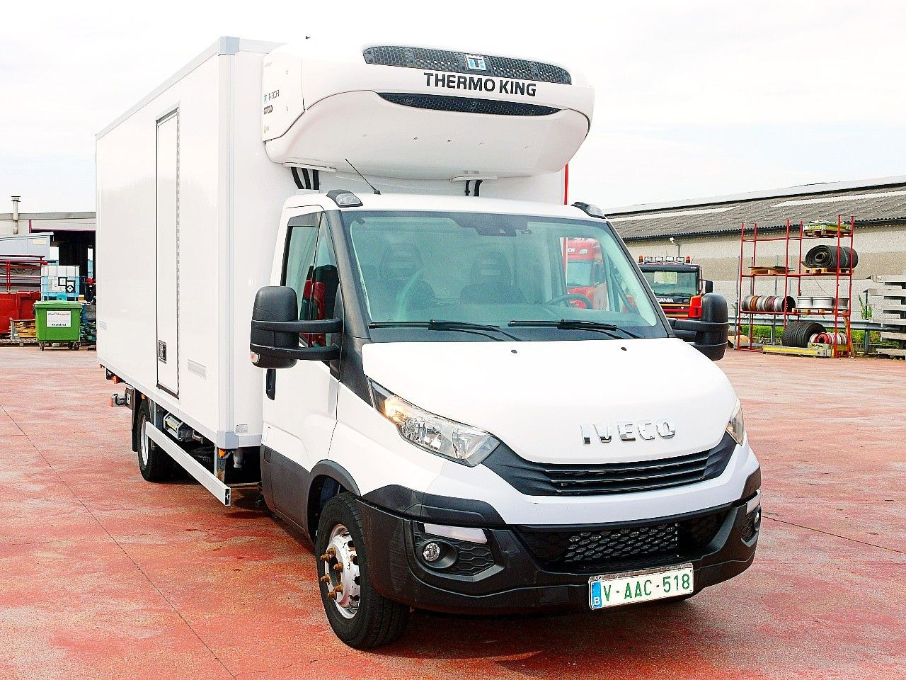 Iveco 72C21 70 65 DAILY THERMOKING T800 A/C LBW LUFT - Furgoneta frigorifica: foto 1 Iveco 72C21 70 65 DAILY THERMOKING T800 A/C LBW LUFT - Furgoneta frigorifica: foto 1