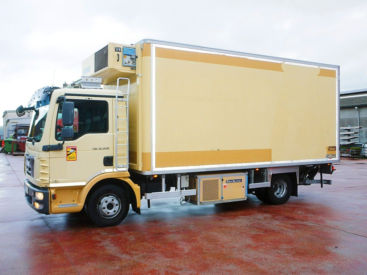 MAN TGL 12.220 KUHLKOFFER CHEREAU FRIGOBLOCK -30C - Camión frigorífico: foto 4 MAN TGL 12.220 KUHLKOFFER CHEREAU FRIGOBLOCK -30C - Camión frigorífico: foto 4