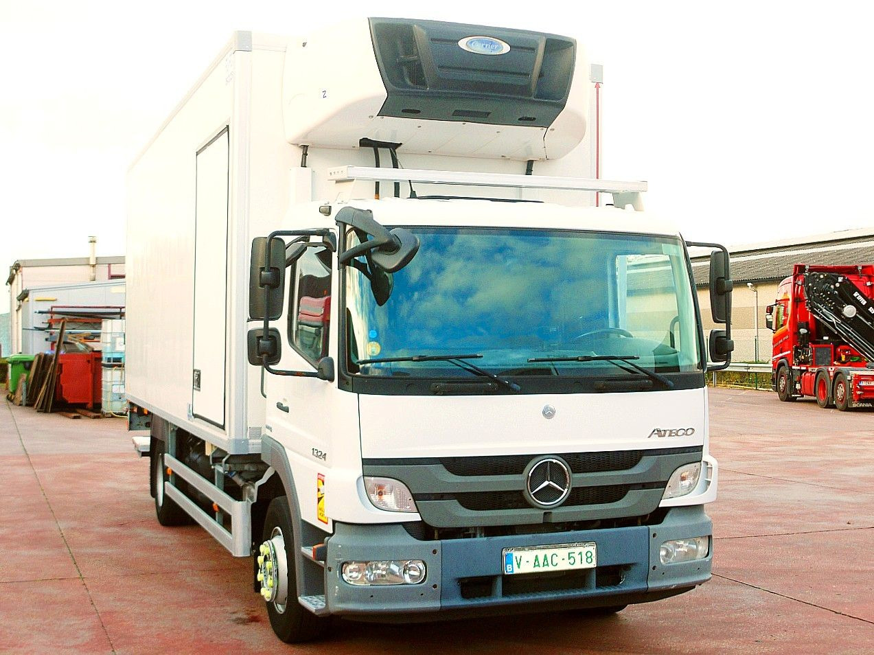 Mercedes-Benz 1324 ATEGO CARRIER SUPRA 1000MT CITY Z. A/C LUFT - Camión frigorífico: foto 1 Mercedes-Benz 1324 ATEGO CARRIER SUPRA 1000MT CITY Z. A/C LUFT - Camión frigorífico: foto 1