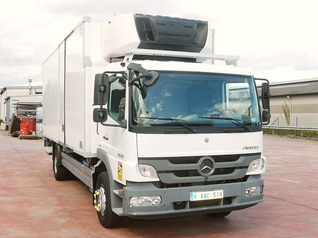 Mercedes-Benz 1622 ATEGO KUHLKOFFER CARRIER SUPRA 1150 MT A/C - Camión frigorífico: foto 1 Mercedes-Benz 1622 ATEGO KUHLKOFFER CARRIER SUPRA 1150 MT A/C - Camión frigorífico: foto 1