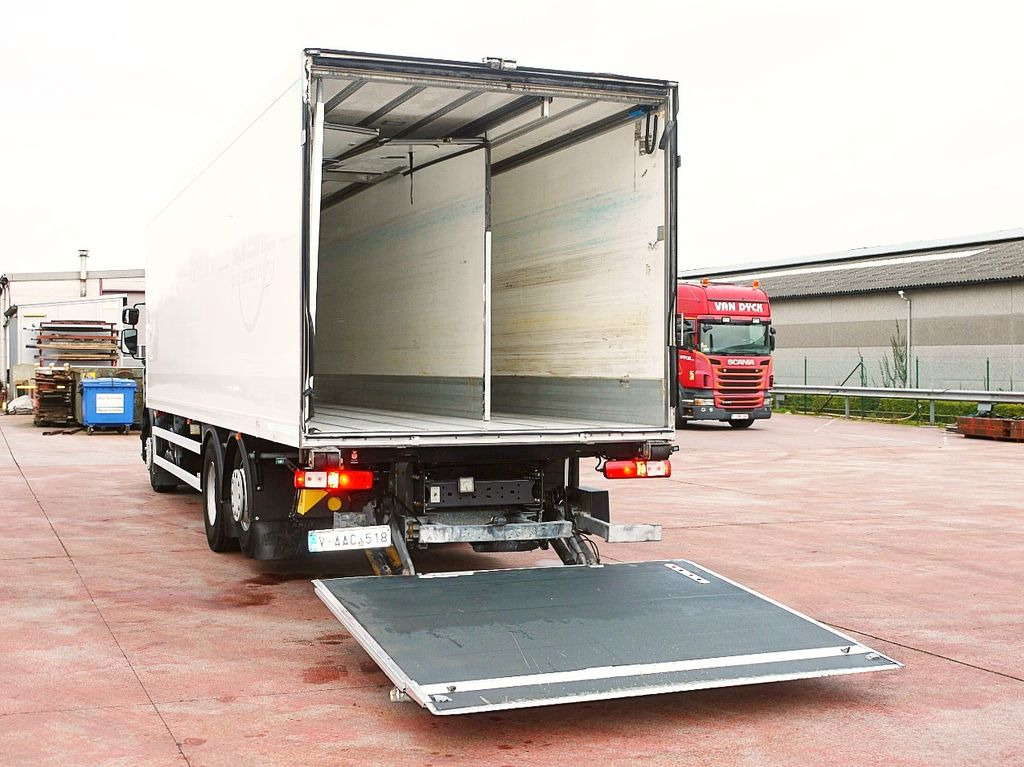 Camión frigorífico Renault 26.320 D KUHLKOFFER THERMOKING MT T1200 6X2 A/C: foto 7