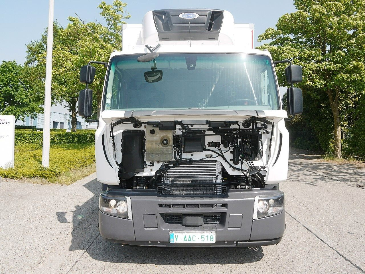 Camión frigorífico nuevo Renault D 26.320 6x2 KUHLKOFFER CARRIER SUPRA 850 XL CAB: foto 12