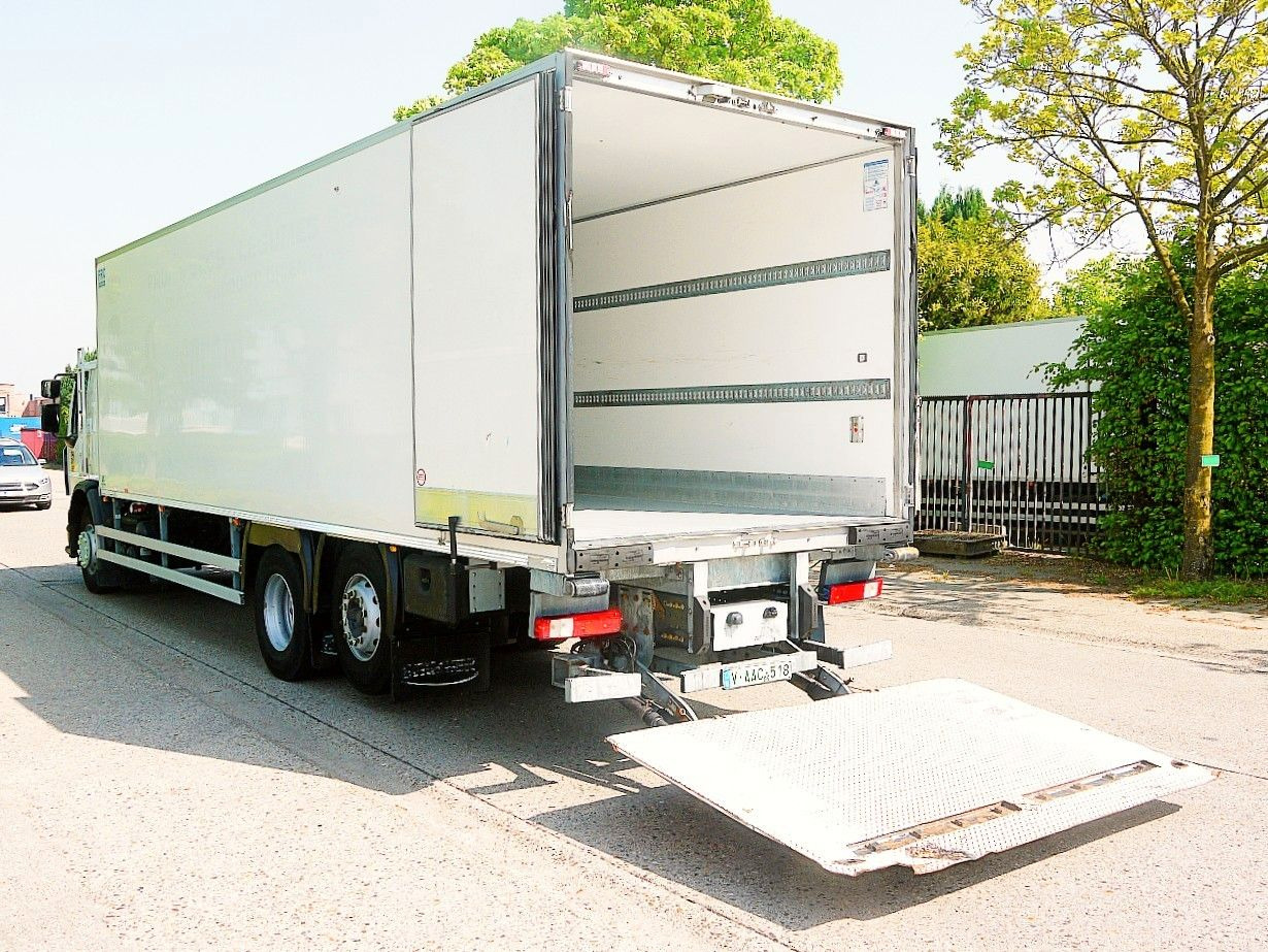 Camión frigorífico nuevo Renault D 26.320 6x2 KUHLKOFFER CARRIER SUPRA 850 XL CAB: foto 6