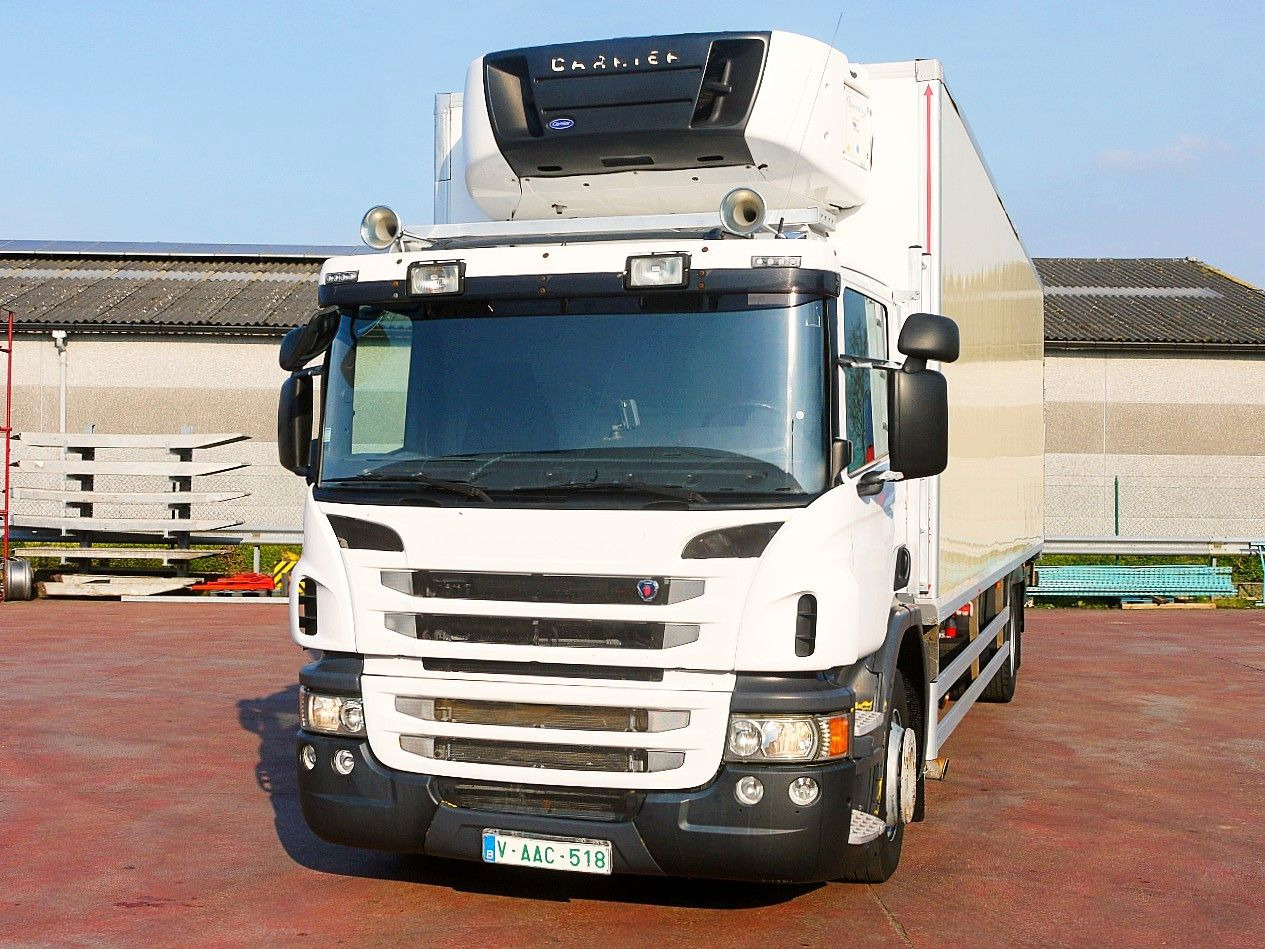 Scania P 230 KUHLKOFFER CARRIER SUPRA 950 MT A/C Scania P 230 KUHLKOFFER CARRIER SUPRA 950 MT A/C - Camión frigorífico: foto 5 Scania P 230 KUHLKOFFER CARRIER SUPRA 950 MT A/C Scania P 230 KUHLKOFFER CARRIER SUPRA 950 MT A/C - Camión frigorífico: foto 5