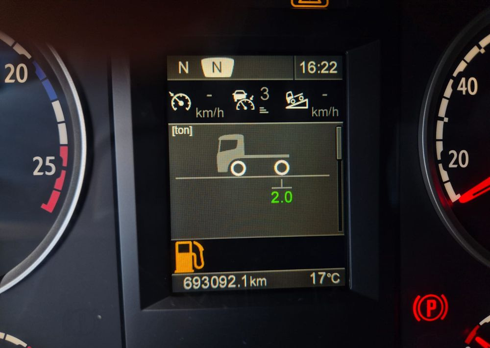 Cabeza tractora Scania R410: foto 33