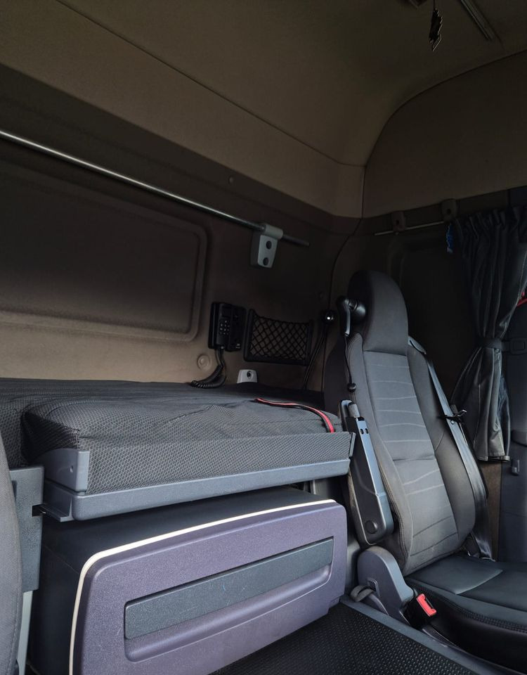 Cabeza tractora Scania R410: foto 26