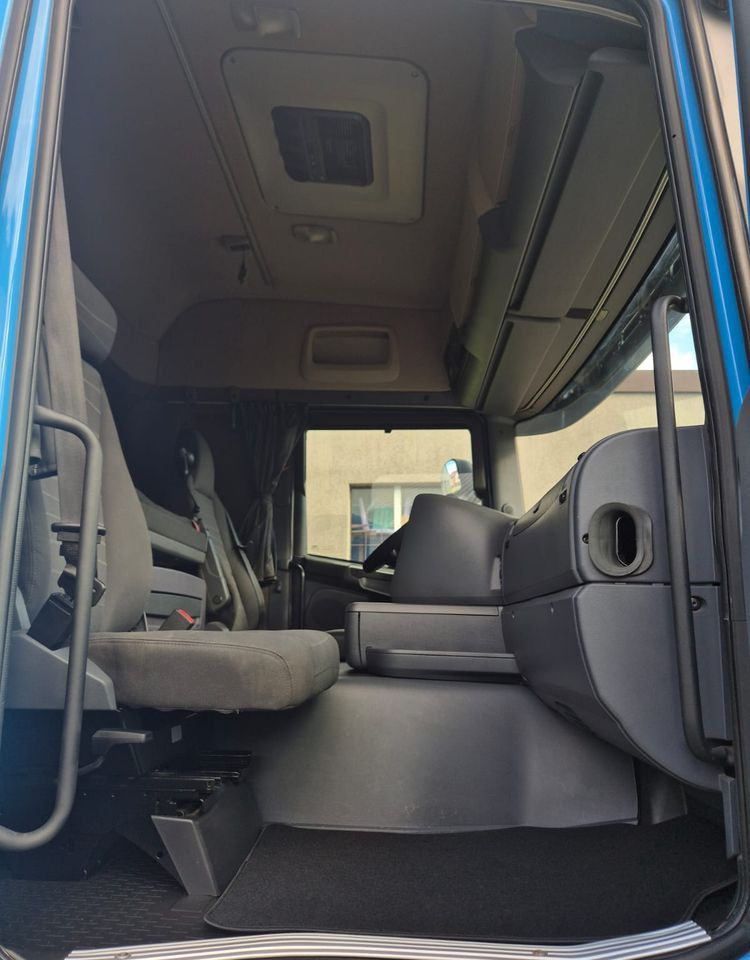 Cabeza tractora Scania R410: foto 22