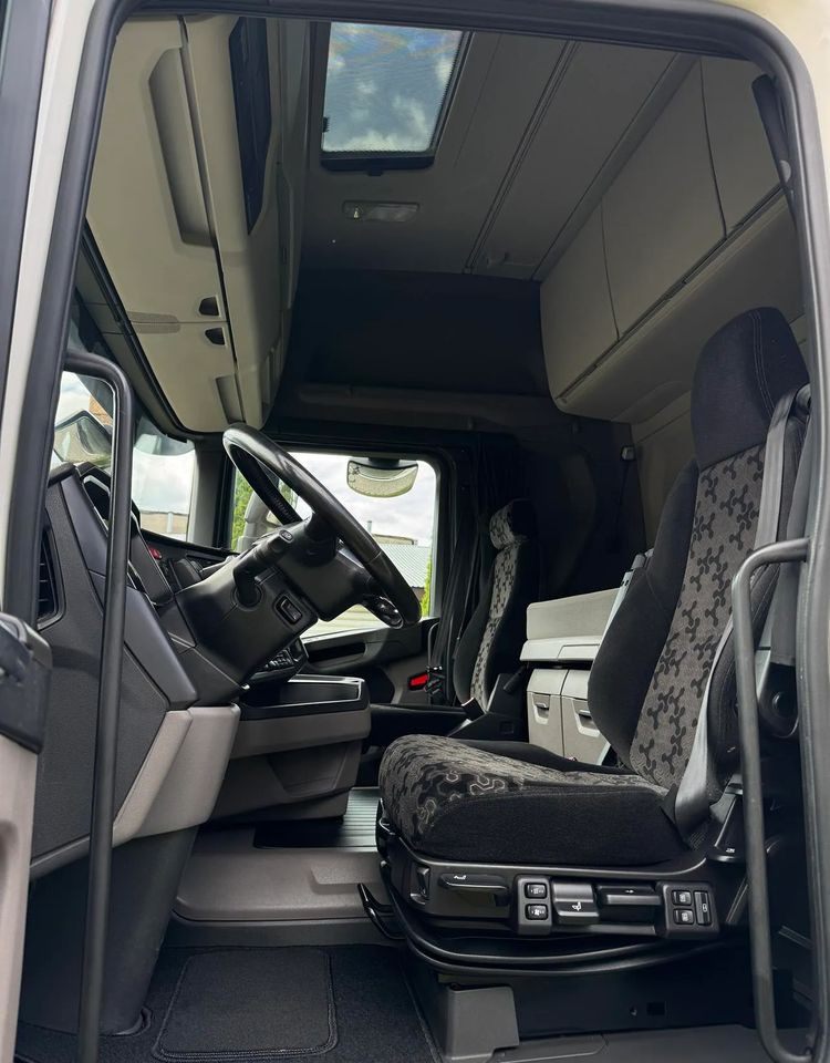 Scania R450 - Cabeza tractora: foto 2 Scania R450 - Cabeza tractora: foto 2