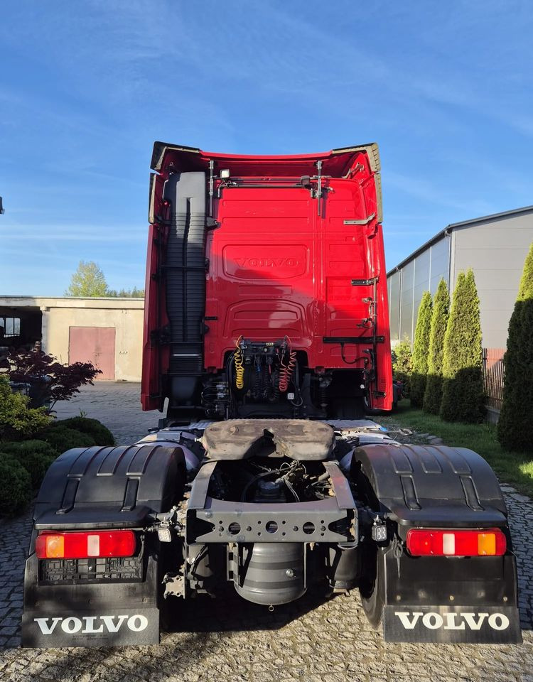 Volvo FH GLOBETROTTER - Cabeza tractora: foto 5 Volvo FH GLOBETROTTER - Cabeza tractora: foto 5
