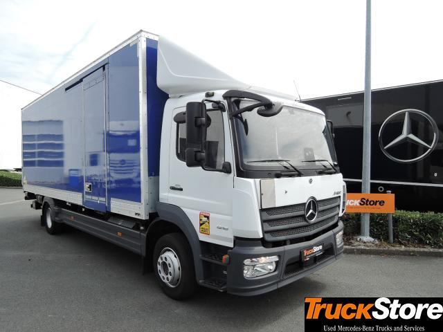Mercedes-Benz Atego 1218 L - Camión caja cerrada: foto 3 Mercedes-Benz Atego 1218 L - Camión caja cerrada: foto 3
