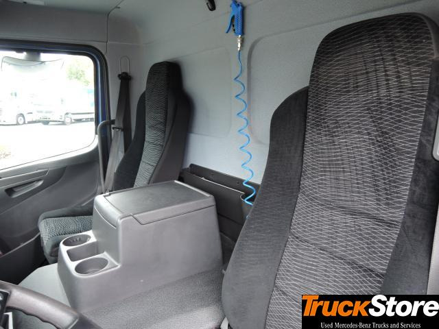 Camión frigorífico Mercedes-Benz Atego 1527 L: foto 8