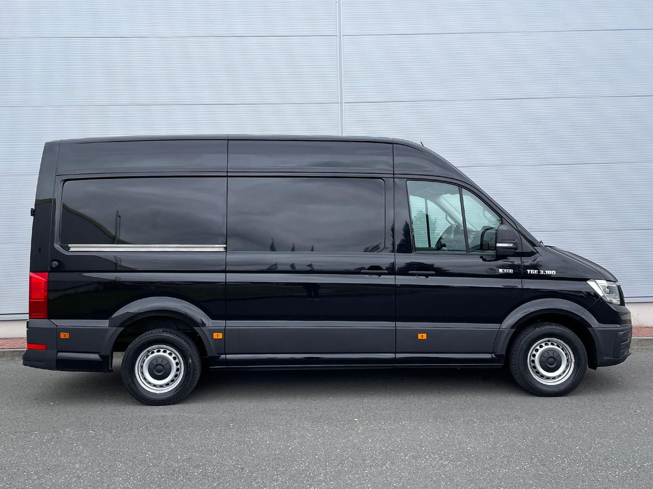 MAN TGE 3.180 L3H3 Kasten 4x4 AUTOM DIFF AHK ACC NAV - Furgoneta: foto 5 MAN TGE 3.180 L3H3 Kasten 4x4 AUTOM DIFF AHK ACC NAV - Furgoneta: foto 5