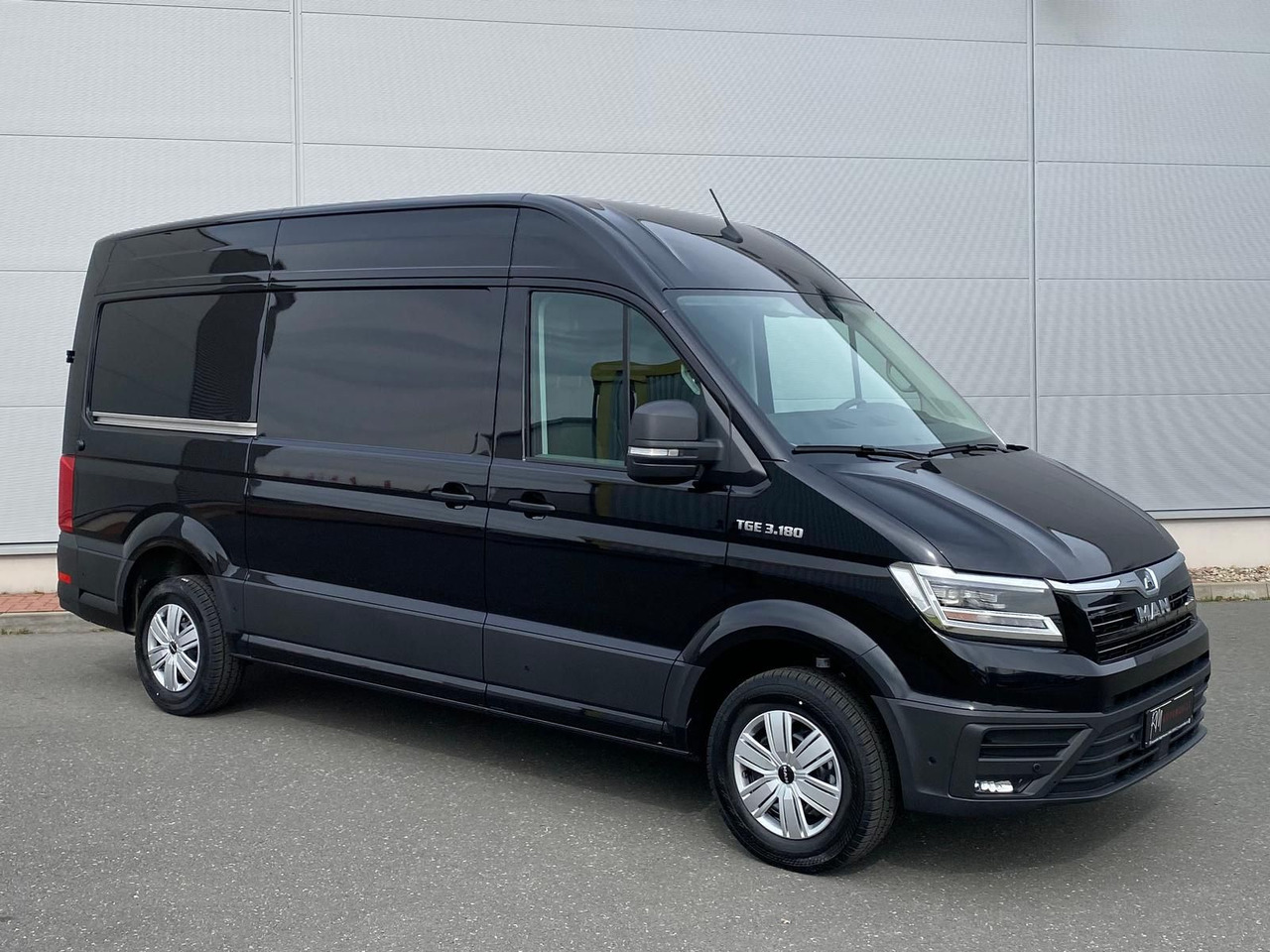 MAN TGE 3.180 L3H3 Kasten STANDHZ ACC LED SITZHZ - Furgoneta: foto 2 MAN TGE 3.180 L3H3 Kasten STANDHZ ACC LED SITZHZ - Furgoneta: foto 2