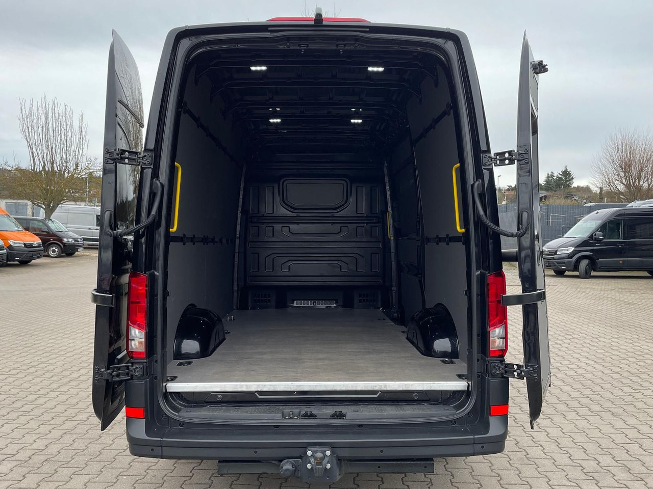 Coche MAN TGE 3.160 L3H3 Kasten RWD LED AHK TEMP SITZHZ: foto 31