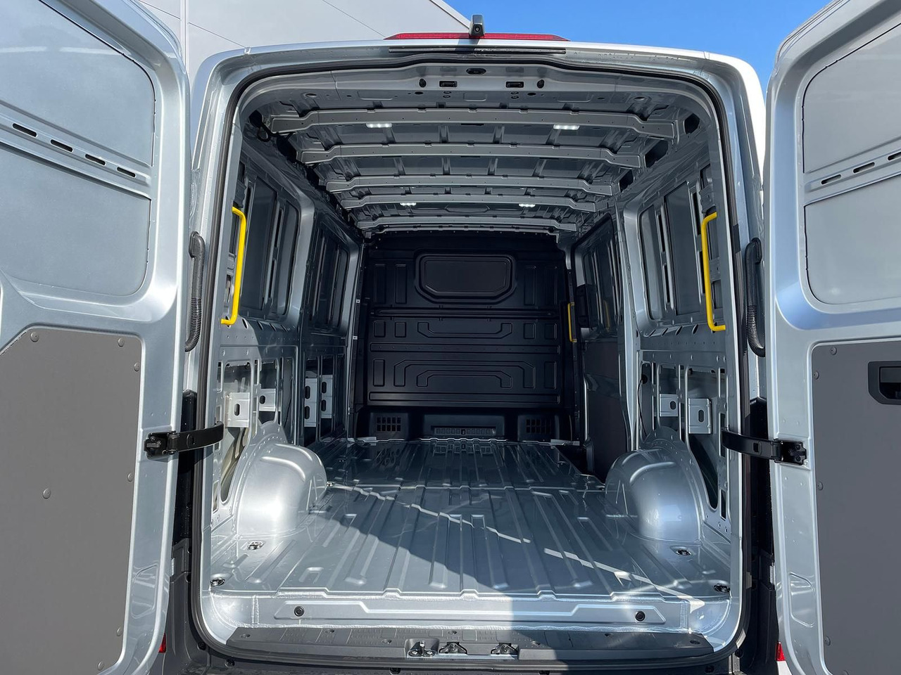 Furgón MAN TGE 3.180 L3H2 Kasten 4x4 AUTOM ACC NAV: foto 13