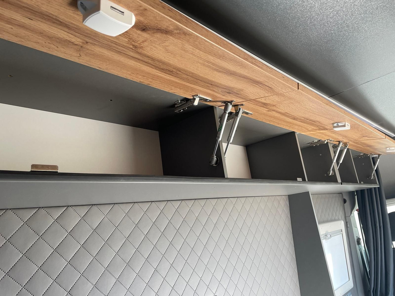 Furgón MAN TGE 3.180 L3H3 Individual S BF3+ BEGLEITFAHRZEUG: foto 38 Furgón MAN TGE 3.180 L3H3 Individual S BF3+ BEGLEITFAHRZEUG: foto 38