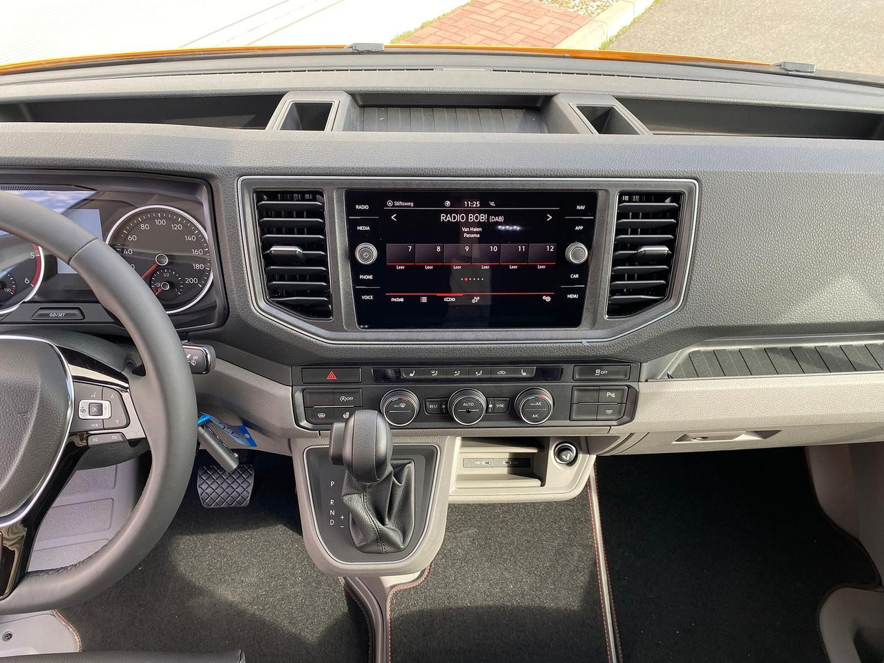 Furgón MAN TGE 3.180 L3H3 Individual S BF3+ BEGLEITFAHRZEUG: foto 13 Furgón MAN TGE 3.180 L3H3 Individual S BF3+ BEGLEITFAHRZEUG: foto 13