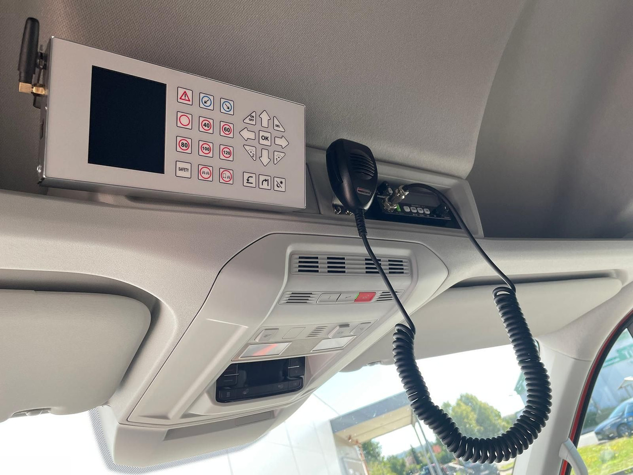 Furgón MAN TGE 3.180 L3H3 Individual S BF3+ BEGLEITFAHRZEUG: foto 45 Furgón MAN TGE 3.180 L3H3 Individual S BF3+ BEGLEITFAHRZEUG: foto 45