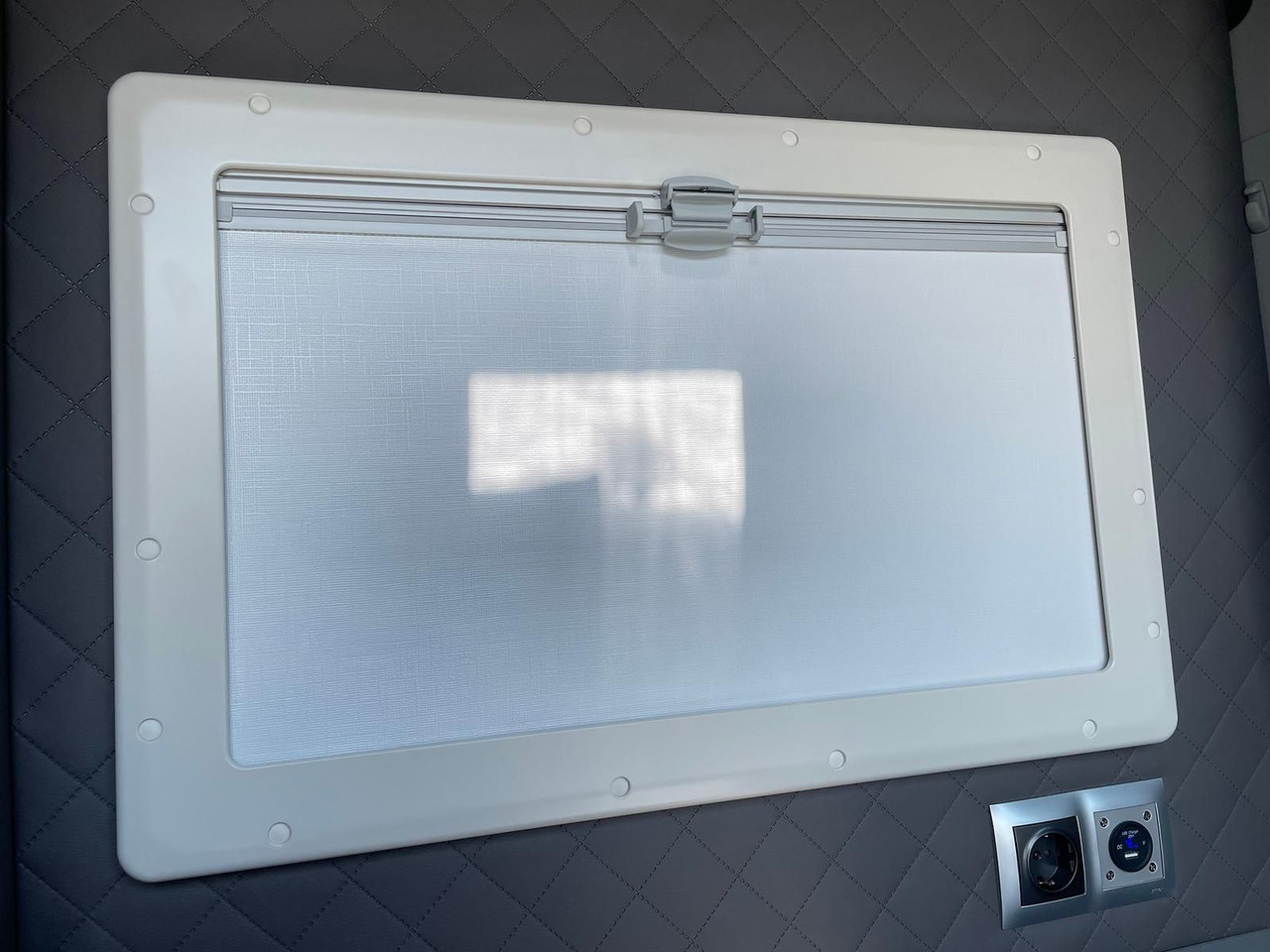 Furgón MAN TGE 3.180 L3H3 Individual S BF3+ BEGLEITFAHRZEUG: foto 36 Furgón MAN TGE 3.180 L3H3 Individual S BF3+ BEGLEITFAHRZEUG: foto 36