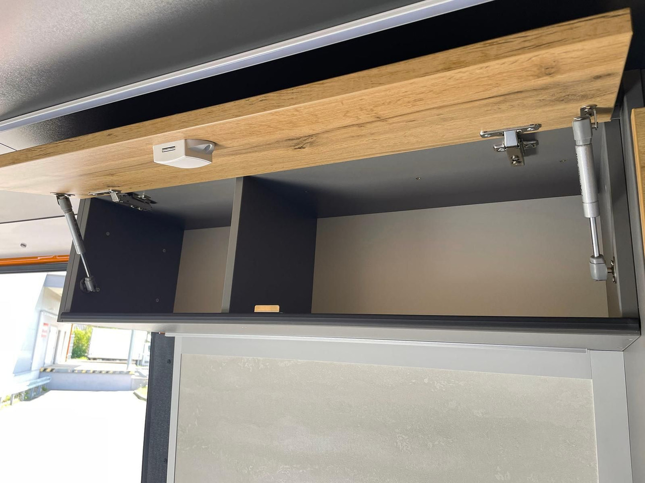 Furgón MAN TGE 3.180 L3H3 Individual S BF3+ BEGLEITFAHRZEUG: foto 31 Furgón MAN TGE 3.180 L3H3 Individual S BF3+ BEGLEITFAHRZEUG: foto 31