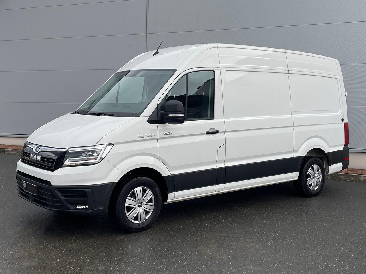 MAN TGE 3.180 L3H3 Kasten 4x4 STANDHZ DIFF AHK ACC - Coche: foto 1 MAN TGE 3.180 L3H3 Kasten 4x4 STANDHZ DIFF AHK ACC - Coche: foto 1