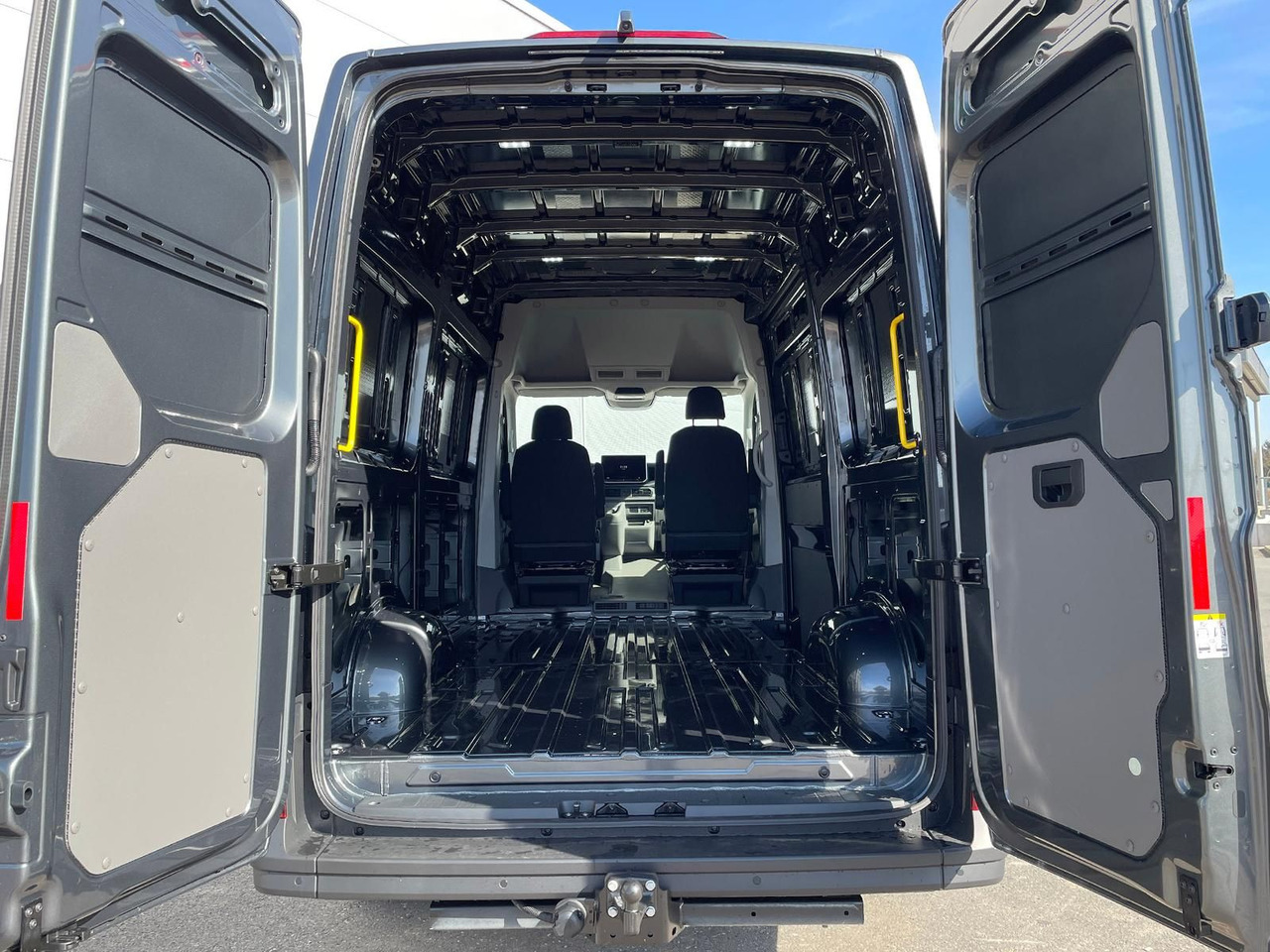 Furgón MAN TGE 3.200 L3H3 Kasten 4x4 CAMPER DREHSITZE AHK: foto 27