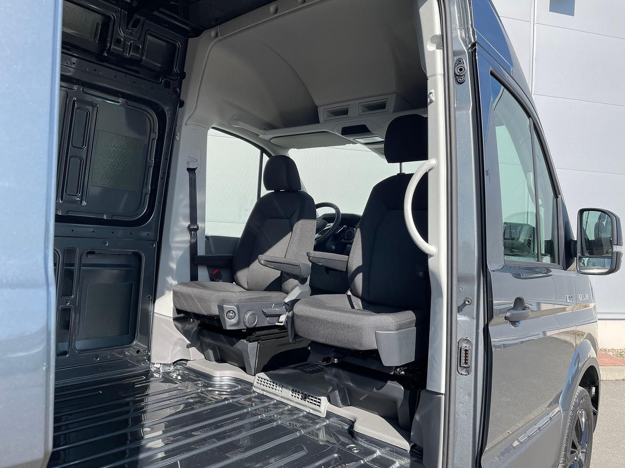 Furgón MAN TGE 3.200 L3H3 Kasten 4x4 CAMPER DREHSITZE AHK: foto 29