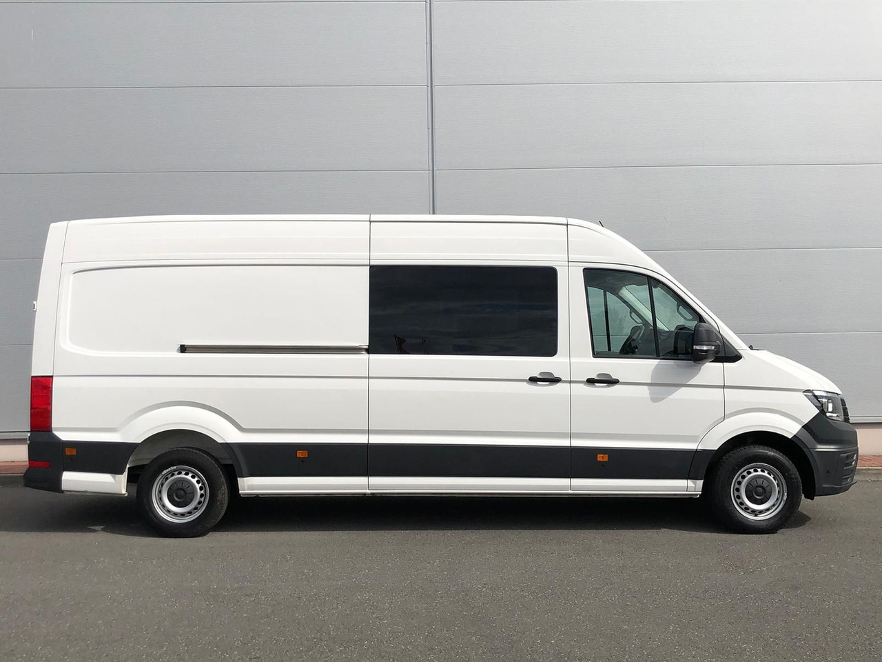 Volkswagen Crafter MIXTO 35 L4H3 KAMERA KLIMA SITZHZ DAB - Furgón, Furgoneta combi: foto 4 Volkswagen Crafter MIXTO 35 L4H3 KAMERA KLIMA SITZHZ DAB - Furgón, Furgoneta combi: foto 4