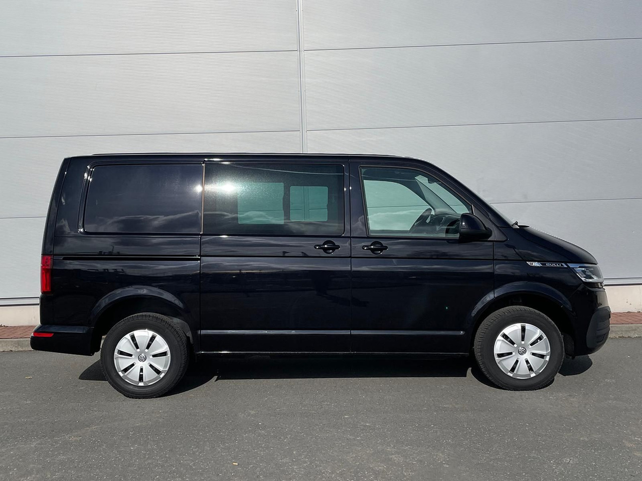 Volkswagen T6.1 Transporter Kasten 4M ACC PDC KAMERA STANDH - Furgoneta de pasajeros: foto 5 Volkswagen T6.1 Transporter Kasten 4M ACC PDC KAMERA STANDH - Furgoneta de pasajeros: foto 5