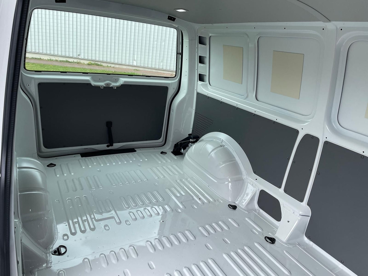 Furgón nuevo Volkswagen T6.1 Transporter Kasten lang 4M MFL LED TEMPOMAT: foto 10