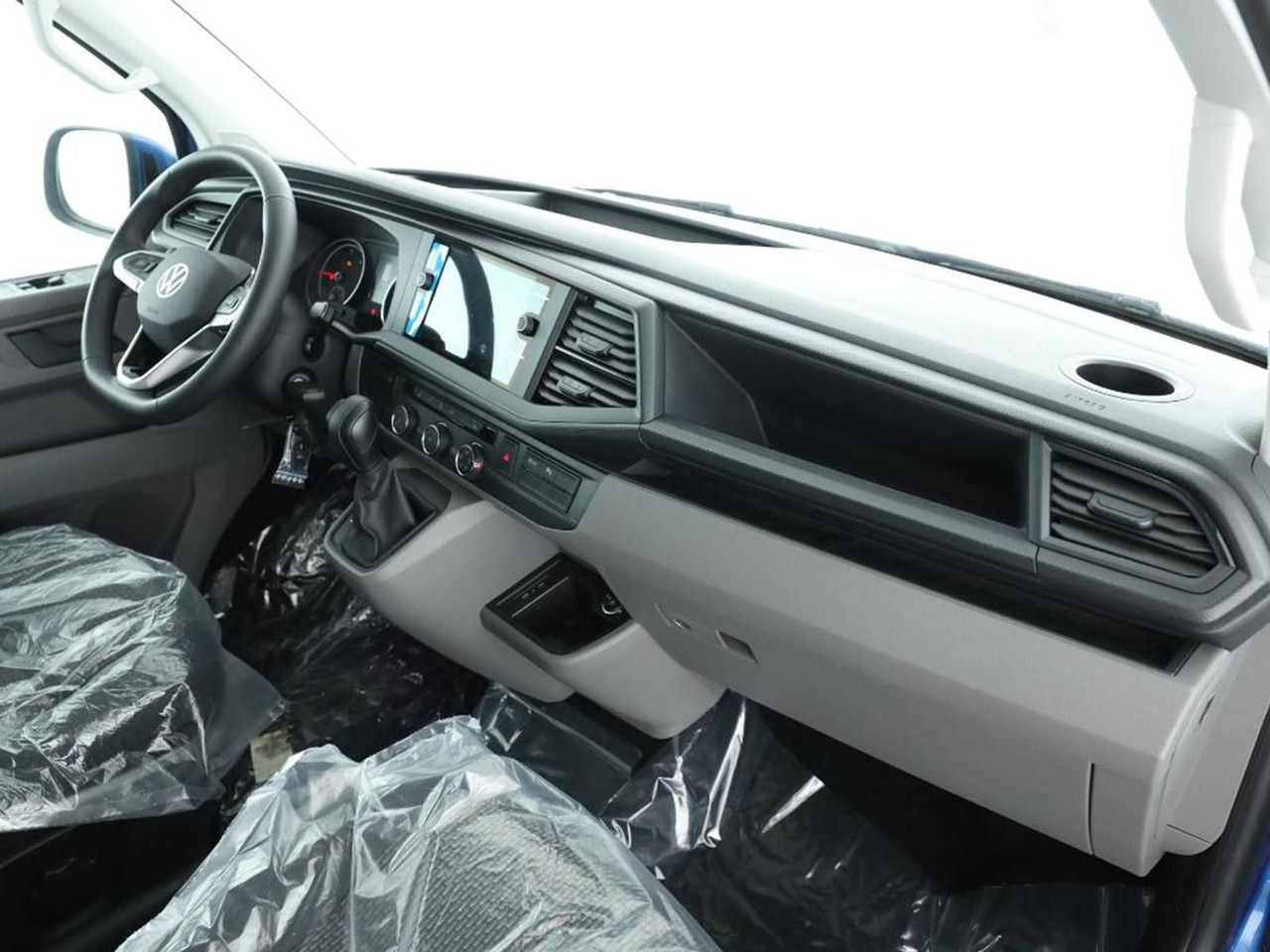 Volkswagen T6.1 Transporter Kombi KR Autom. LED TEMP SITZHZ - Minibús, Furgoneta de pasajeros: foto 3 Volkswagen T6.1 Transporter Kombi KR Autom. LED TEMP SITZHZ - Minibús, Furgoneta de pasajeros: foto 3