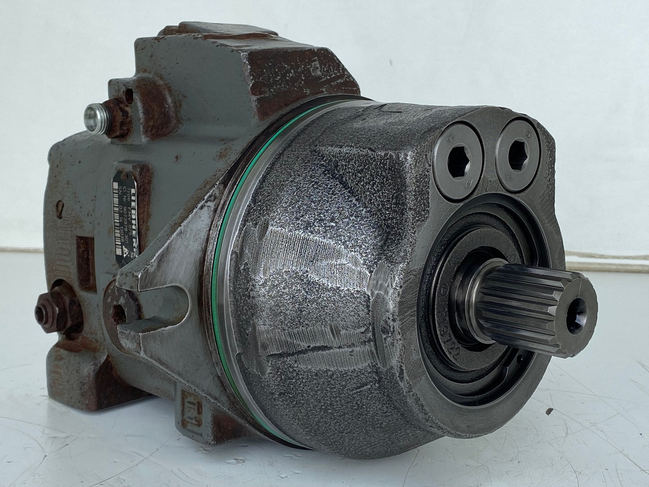 Liebherr Hydraulikeinbaumotor FMV075, ID-Nr.9073978. LOS914, LOS924, R902, R904, R912, R914, R922, R924, R924 COMP, R924 COMPA. #13038# - Motor hidráulico para Excavadora de cadenas: foto 2 Liebherr Hydraulikeinbaumotor FMV075, ID-Nr.9073978. LOS914, LOS924, R902, R904, R912, R914, R922, R924, R924 COMP, R924 COMPA. #13038# - Motor hidráulico para Excavadora de cadenas: foto 2
